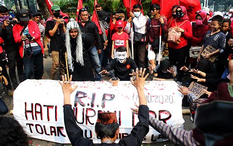 Hari Ini Demo Tolak Omnibus Law Berlangsung Tertib