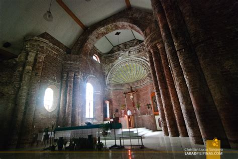 ISABELA | The Tumauini Church and its Cake Tower - Lakad Pilipinas