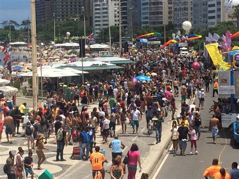Fotos Parada Gay Em Copacabana No Rio Fotos Em Rio De Janeiro G