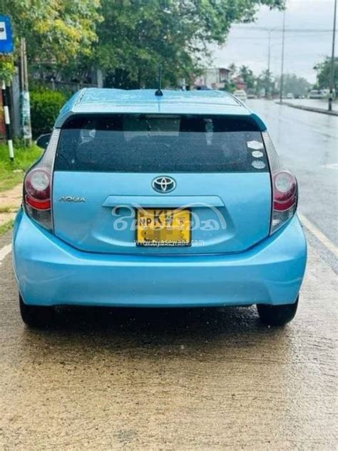 Toyota Aqua Used 2012 Hybrid Negotiable Sri Lanka