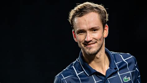 daniil medvedev explains    professional helped turn