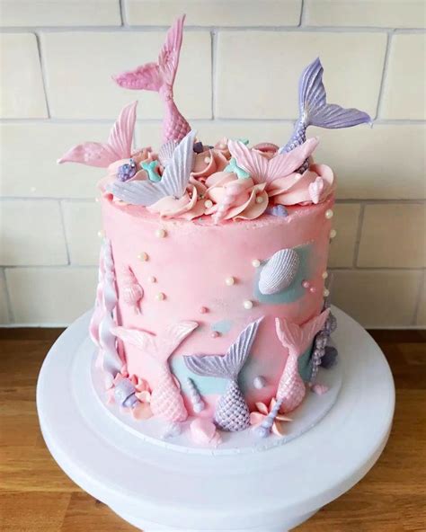 25 Unique Mermaid Cake Ideas - Blitsy