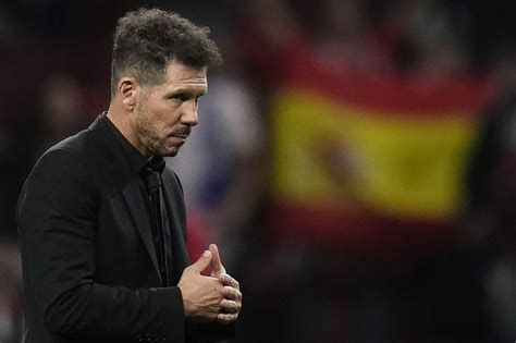 Champions Simeone O Cómo Enfrentarse A La Muerte Del Padre Champions League 2022 2023