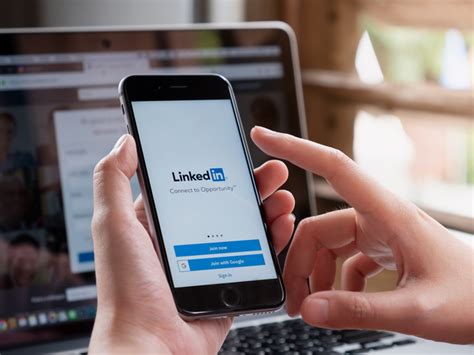 Cara Melamar Kerja Di Linkedin Dan Tips Membangun Profil Menarik