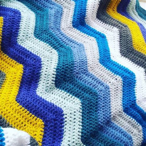 Quick Zig Zag Blanket Free Knitting Pattern Crochet Kingdom