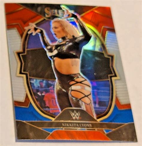 Panini Wwe Select Concourse Red Blue Retail Prizm Nikkita Lyons