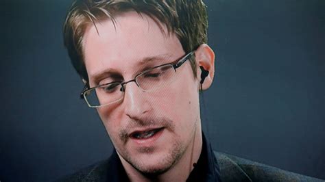 Edward Snowden Granted Russian Citizenship By Vladimir Putin World