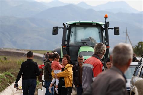 Cerca De La Mitad De La Población Armenia Abandonó Nagorno Karabaj