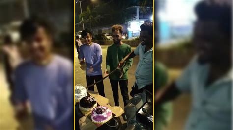 Police Arrested Two Youth Who Celebrate Birthday Cutting Cake With Sword