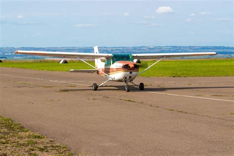 How Much Does A Cessna Skyhawk Cost Price