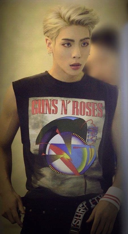 Pin By Milk And Clouds On Jonghyun Bling Bling Shinee Jonghyun