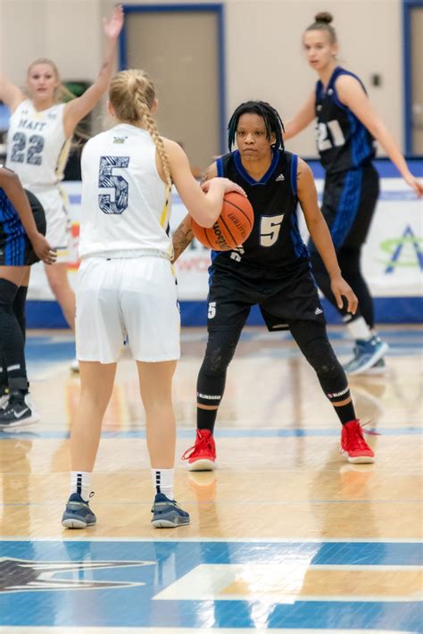 Keyano Huskies Women S Basketball Vs Nait Ooks November