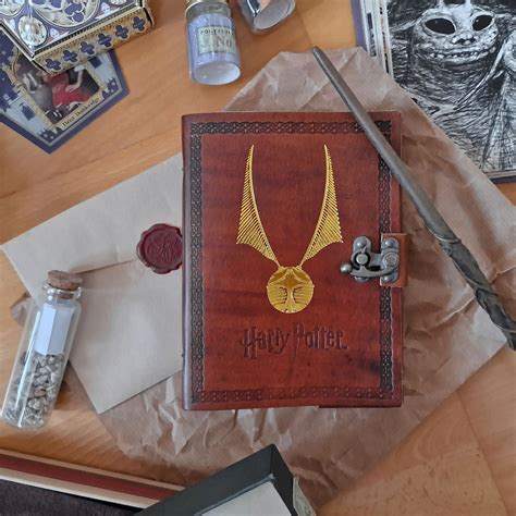 Harry Potter Le Carnet De Notes Vif D Or Elbenwald