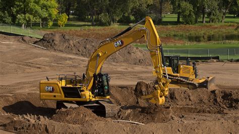 New Cat Excavator Offers Best In Class Production M Equipment