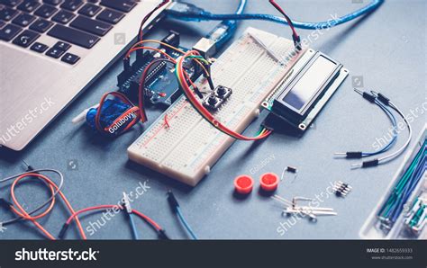 1,883 Electronic breadboard Images, Stock Photos & Vectors | Shutterstock