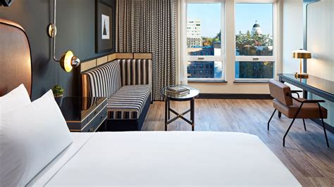 Hotel Rooms & Suites in Sacramento, CA | Hyatt Centric Downtown Sacramento