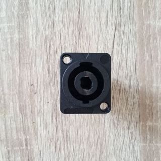 Jual Soket Spikon Female Kotak Segi Besar Hitam Socket Speakon Female