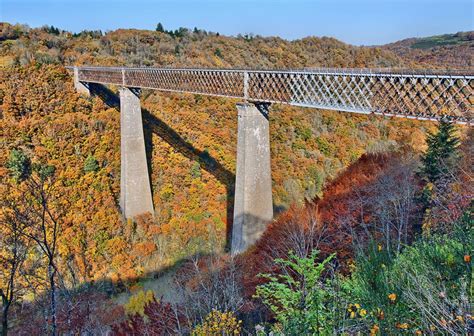 Viaduc Des Fades Auvergne Destination Volcans