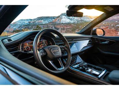 2020 Audi Q8 Interior, Cargo Space & Seating | U.S. News