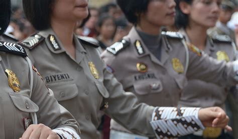 Women In Indonesia Subjected To Painful Virginity Tests To Join Police Force The Independent