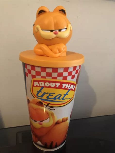 Garfield Cup 2024 Garfield Movie Village Cinema Exclusive Figure Topper