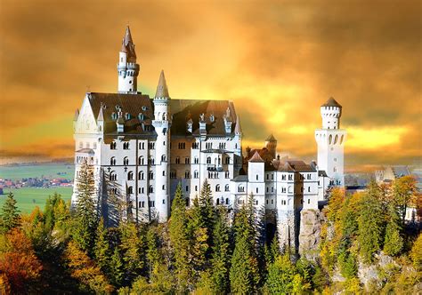 Castillo De Neuschwanstein Construido Por El Rey Ludwig Ii Sobre La