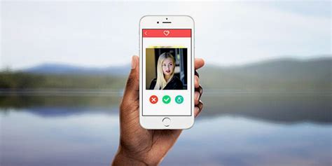 Tinder Experiment Sees Guy Ask Girls For Sex