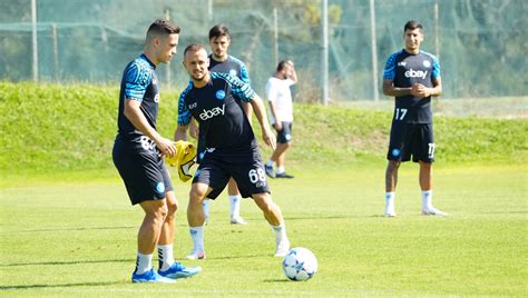 Osimhen Kvaratskhelia Palleggi E Sorrisi Prima Di Napoli Real Madrid