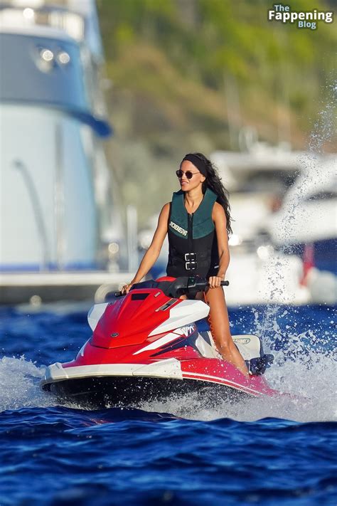 Eiza Gonzalez Shows Off Her Sexy Curves In A Black Bikini In St Barts Photos OnlyFans