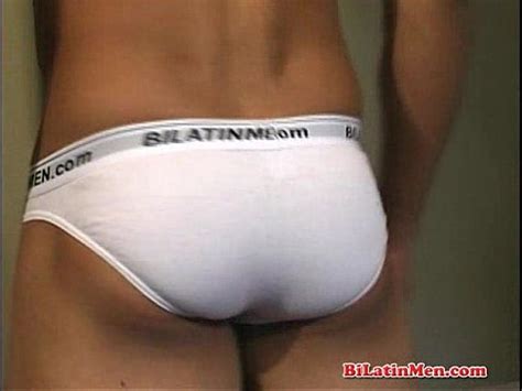 Hot Bi Latin Men Shows Off His Hot Masculine Rock Body And His Uncut Cock XVIDEOS