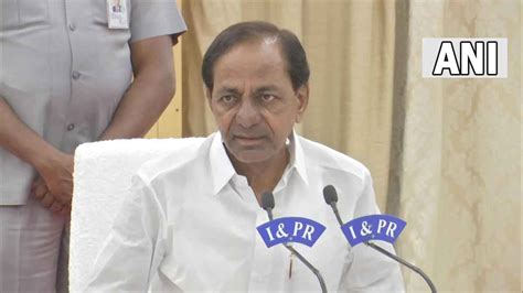 Ex Telangana Cm Kcr Hospitalized Due To Hip Fracture After Fall