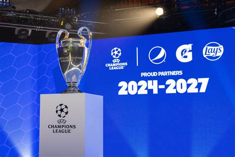 Pepsico Pepsi Gatorade Lay S Prolonge Avec L Uefa Champions League