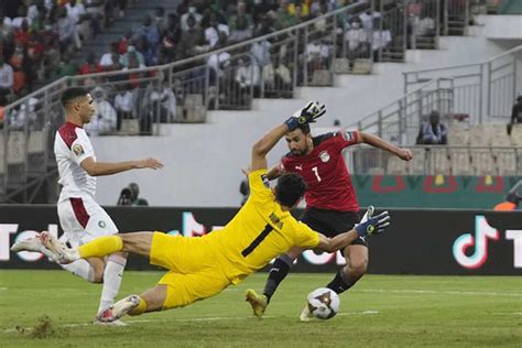 حارس المغرب منتخب مصر يتمنى لو كان خسر أمامنا مقابل المشاركة في كأس