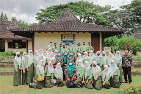 Pt Twc Terima Kunjungan Industri Smkn 3 Jepara Pt Taman Wisata Candi