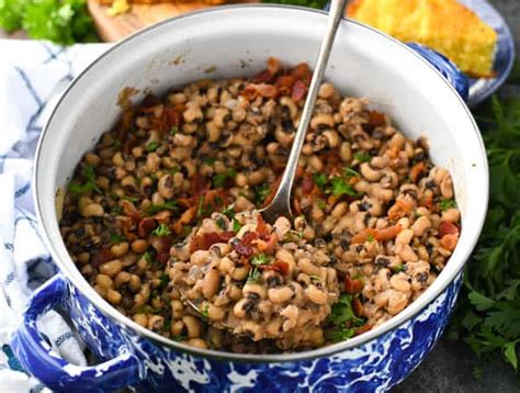 Black Eyed Peas Recipe With Bacon The Seasoned Mom