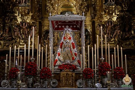 Galería de fotos del primer día del Triduo de Navidad Pontificia