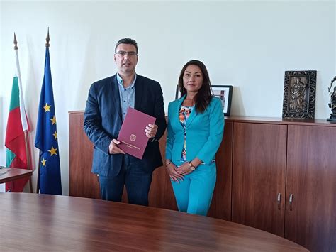 Дама попълни редовете на Окръжния следствен отдел при Окръжна ...