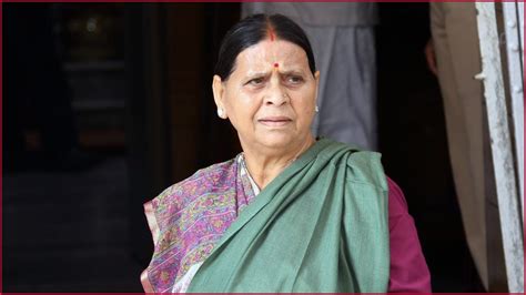 CBI Reaches Former Bihar CM Rabri Devi S Residence In Land For Job Case