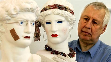 Düsseldorfer Konzeptkünstler Hans Peter Feldmann Ist Tot