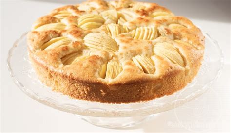 German Apple Cake Versunkener Apfelkuchen Swing The Whisk