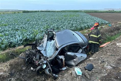 Trujillo Choque Entre Auto Y Tr Iler Deja Cuatro Fallecidos La Raz N