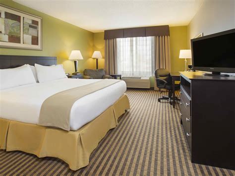 Kalamazoo Hotel | Holiday Inn Express & Suites Kalamazoo