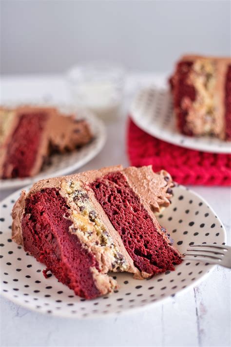 Red Velvet Cookie Cake With Chocolate Cream Cheese Frosting Laptrinhx News