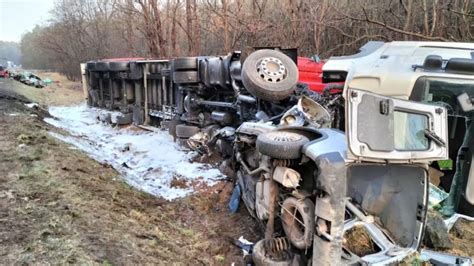 Tragiczny wypadek pod Zieloną Górą Jedna osoba nie żyje dwie zostały