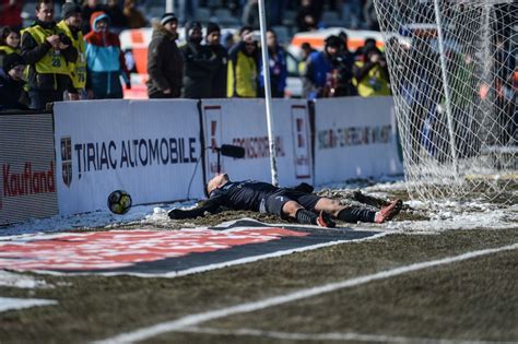 Foto Ne Am F Cut Damblaua Am B Tut Pe Steaua Fc Hermannstadt