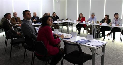 CCHC Y AUTORIDADES REGIONALES SE REÚNEN PARA DAR A CONOCER LAS