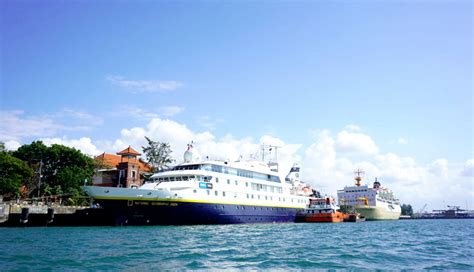 Cruise National Geographic Orion Sandar Di Benoa