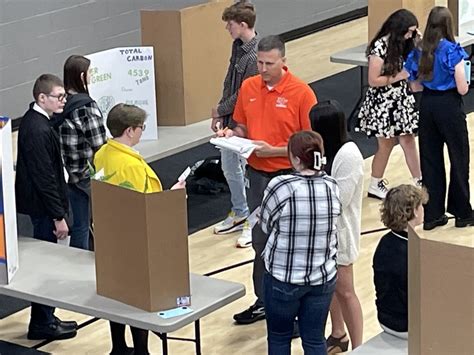 Freshmen Present Their Capstone Projects Mount Vernon Township High
