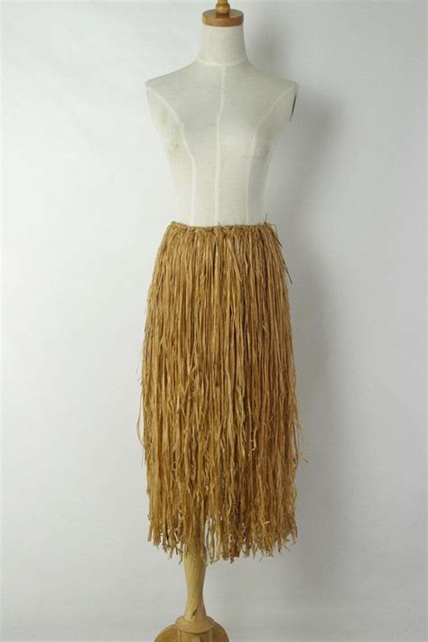 1940s Hula Skirt Vintage 40s Grass Skirt Cook Islands Hula Etsy Hula Skirt Hawaiian Skirt