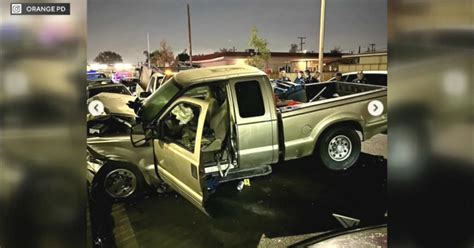 Two Men Killed After Unlicensed Drunk Driver Slams Into Them Cbs Los